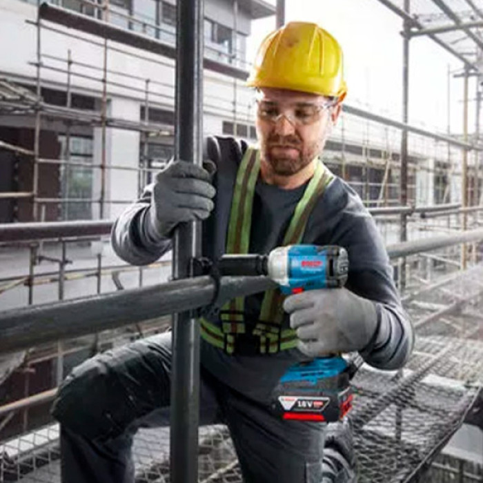 Акумуляторний ударний гайковерт Bosch GDS 18V-350 Professional, без акб та з/п (06019M5020)