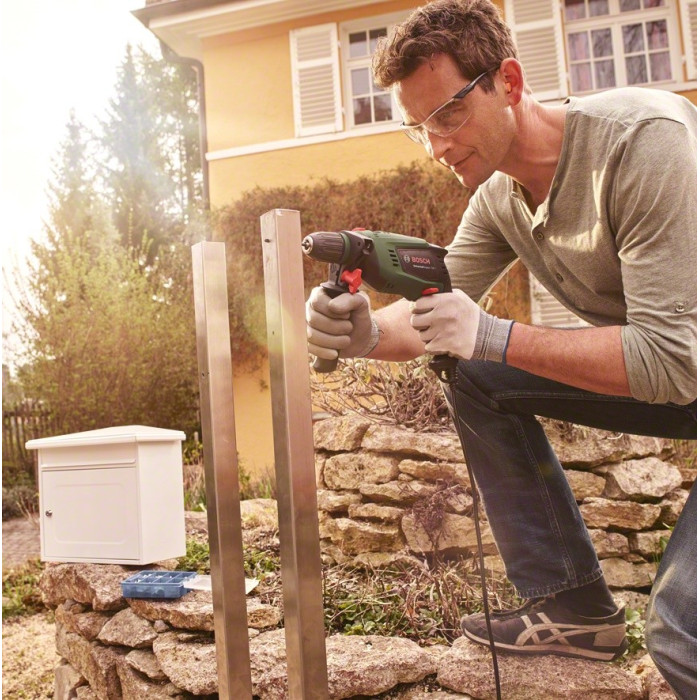 Bosch ударная UniversalImpact 700 (0603131020)
