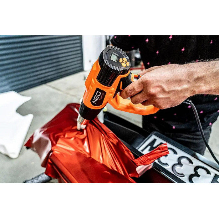 Фен будівельний Neo Tools 2000Вт 70-600°C 300/500л·хв 0.77кг (04-710)