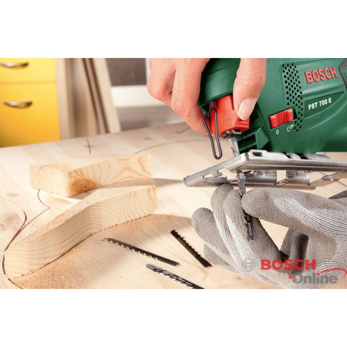 Bosch Лобзик PST 700E 500Вт 3100об·хв кейс 1.7кг (06033A0020)