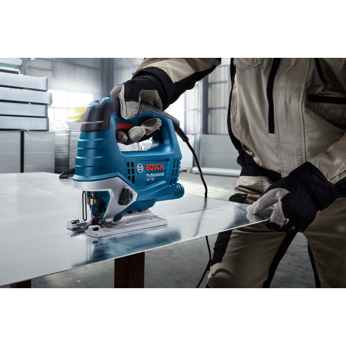 Лобзик Bosch GST 750 520Вт SDS 800-3200об·хв хід 20 мм 23кг кейс (06015B4121)