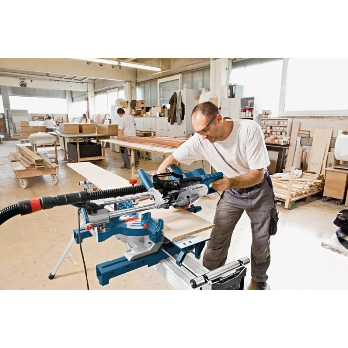 Пила торцювальна Bosch Professional GCM 8 SJL 1600Вт диск 216мм 17.3кг (0601B19100)