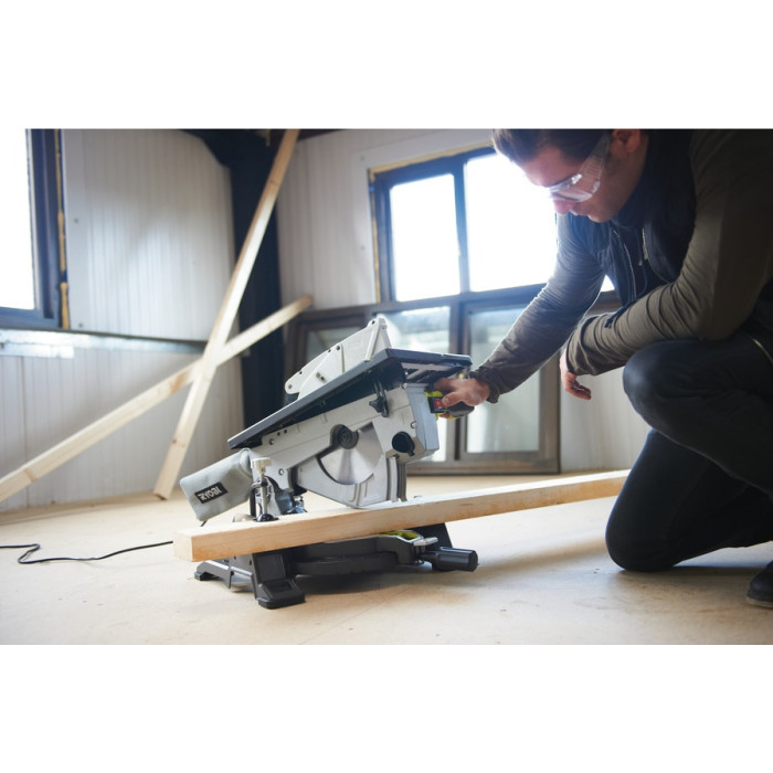 Ryobi Пилка торцювальна комбінована RTMS1800-G, 1800Вт, диск 254мм, 26.8кг (5133002152)