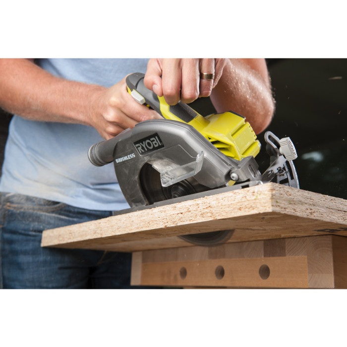 Ryobi Пила дискова акумуляторна R18CS7-0 ONE+ безщіткова 18В 184мм 2.8кг без АКБ та ЗП (5133002890)