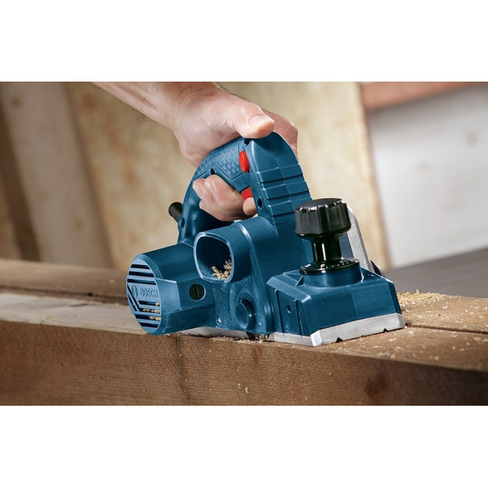 Рубанок Bosch GHO 6500 650Вт 82мм стругання до 2.6мм паз до 9мм 2.8кг (0601596000)