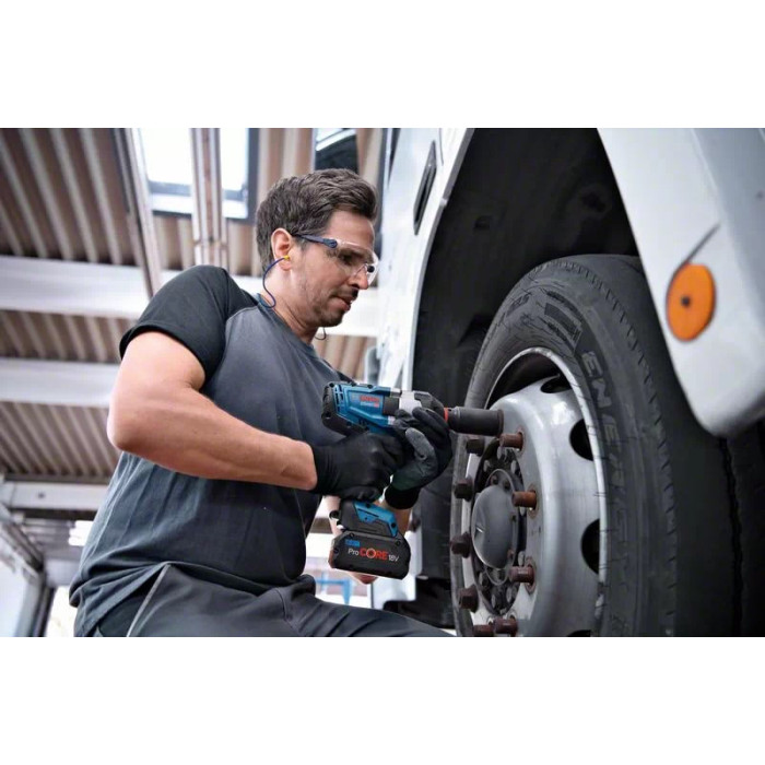 Bosch Гайковерт ударний GDS 18V-1050 H, 18В, 2xPC8.0 GAL1880 L-Boxx (06019J8502)