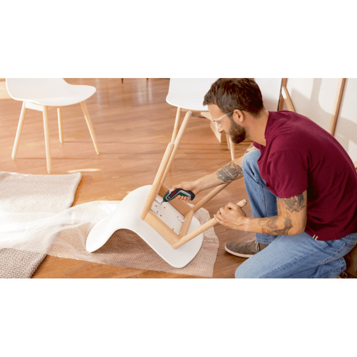 Bosch Викрутка акумуляторна IXO 7 3.6В 3·5.5Нм 215об·хв 0.32кг (06039E0020)