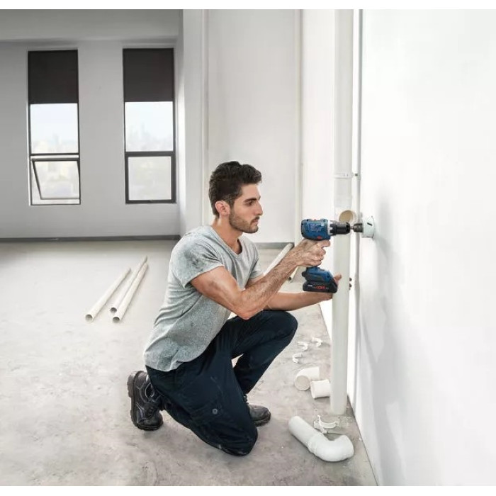 Шурупокрут-дриль акумуляторний Bosch GSR 18V-6518В 31·63Нм 0-550·0-2100об·хв 1.06кг (06019N3200)