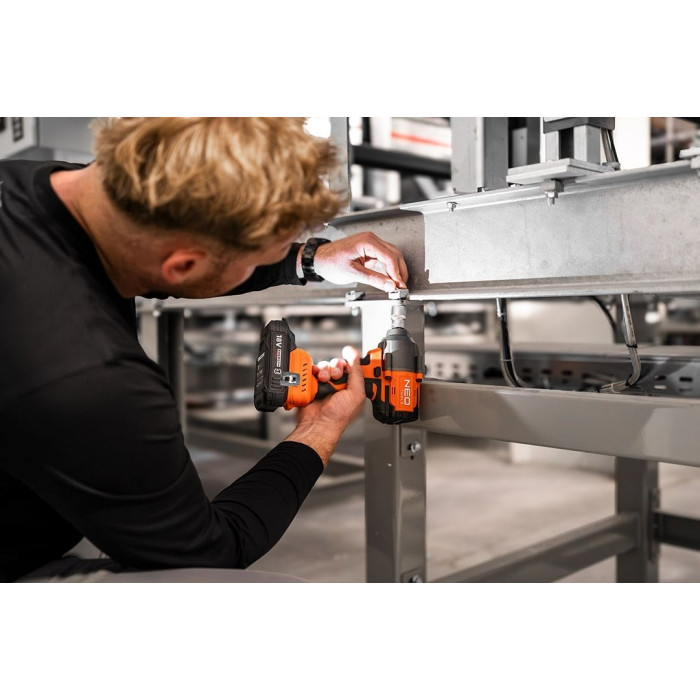 Гайковерт ударний Neo Tools Energy+ 18В безщітковий 2400об·хв 850Нм 1/2
