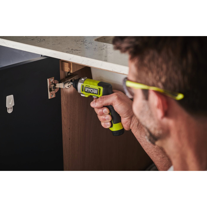 Ryobi Викрутка акумуляторна RSD4-120T 4В USB Lithium акб 1х2А·год 5Нм 200об·хв кейс для зберігання 10 насадок 0.37кг (5133006210)