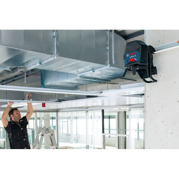 Нівелір лазерний Bosch GCL2-50+RM1+BM3 до 20м, ±0.3мм/м, 4AAx1.5В, IP54, чохол, мішеннь, кейс, 0.6кг (0601066F02)