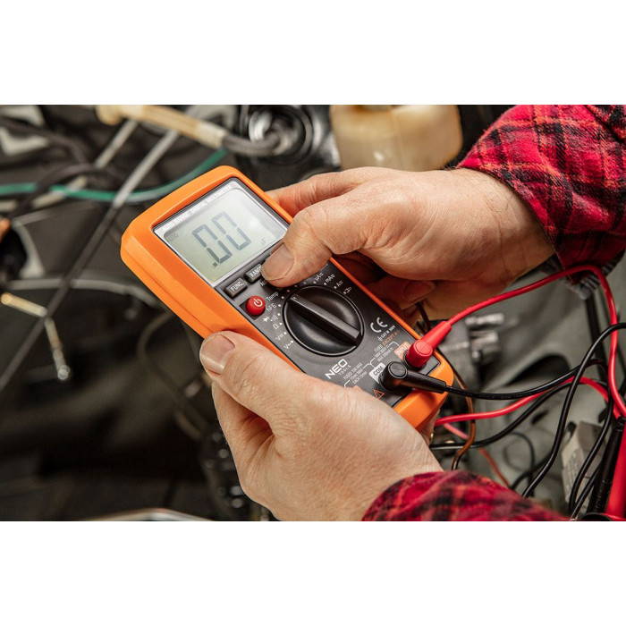 Neo Tools Мультиметр цифровий, 0-300В, широкий РК-дисплей з підсвіткою, чохол (94-001)
