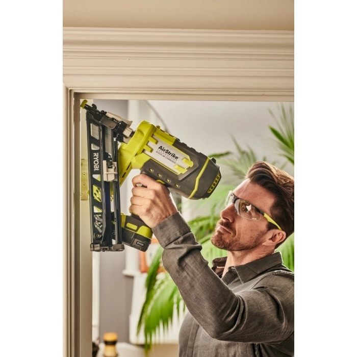 Ryobi Цвяхозабивач ONE+ R15GN18-0, 18В, (без АКБ та ЗП) (5133005297)