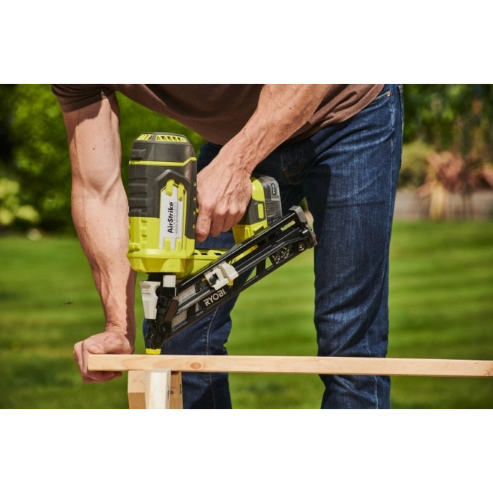 Ryobi Цвяхозабивач ONE+ R15GN18-0, 18В, (без АКБ та ЗП) (5133005297)