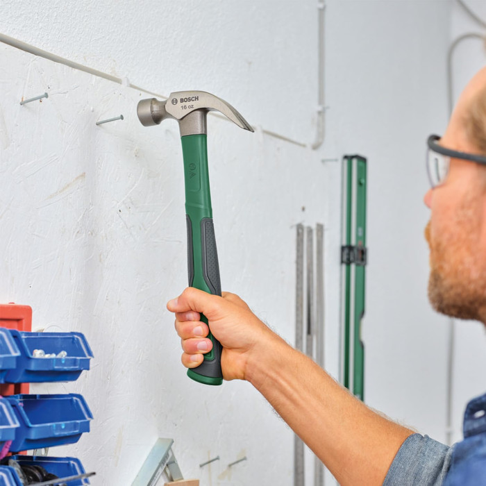 Молоток слюсарний Bosch 450г 33см руків'я скловолокно (1600A02ZA2)