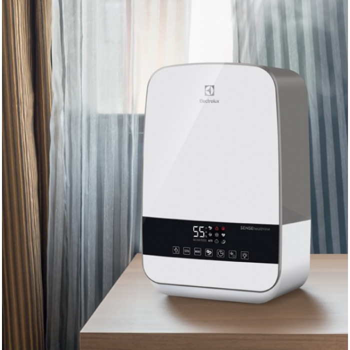 Electrolux Зволожувач повітря SENSEhealthline EHU-3315D 5.5 л, 50 м2, 400 мл/г, ультразвуковий, іонізатор, гігростат, аромакапсула, стерилізація пари, пульт ДК, білий (EHU-3315D)