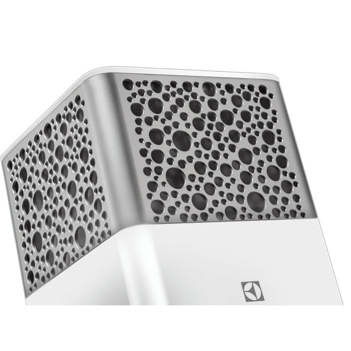 Electrolux Зволожувач повітря EHU-3715D 5 л, 50 м2, 450 мл/г, ультразвуковий, іонізатор, гігростат, аромакапсула, УФ лампа, стерилізація пари, підсвічування, пульт ДК, білий (EHU-3715D)