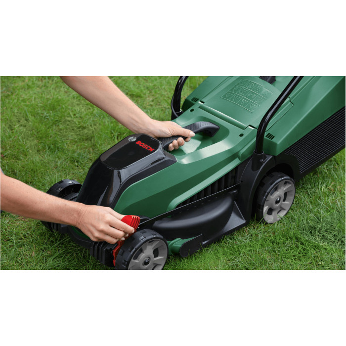 Газонокосарка акумуляторна Bosch CityMower 18V-32-300 18В 32см 31л 30-60мм 8.8кг без АКБ і ЗП (06008B9A08)