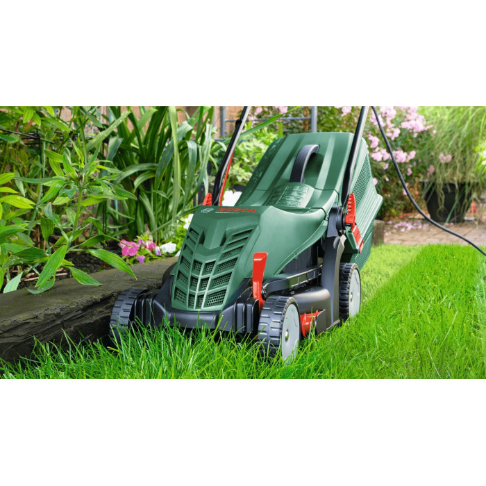 Газонокосарка мережева Bosch UniversalRotak 37-555 1400Вт 37см 40л 27-50мм 15.5кг (06008A6501)