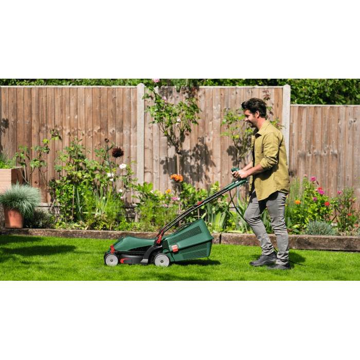 Газонокосарка мережева Bosch UniversalRotak 37-555 1400Вт 37см 40л 27-50мм 15.5кг (06008A6501)