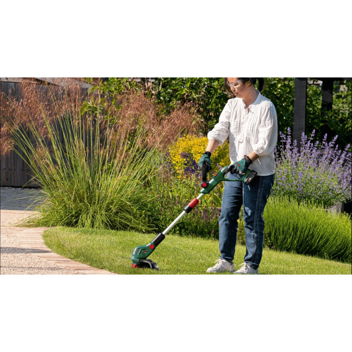Тример садовий акумуляторний Bosch UniversalGrassCut 18V-26-5001х2.5А·год 26см ЗП AL 18V-20 3.5кг (06008C1F00)