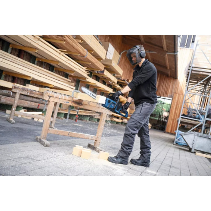 Пила ланцюгова акумуляторна Bosch GKE 18V-4018В шина 40см 3.7кг без АКБ та ЗП (06008D3000)