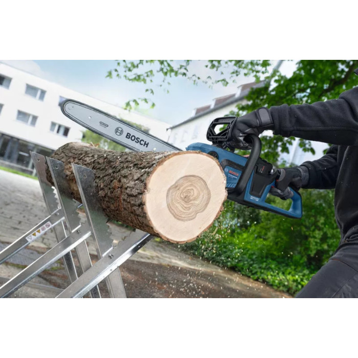 Пила ланцюгова акумуляторна Bosch GKE 18V-4018В шина 40см 3.7кг без АКБ та ЗП (06008D3000)
