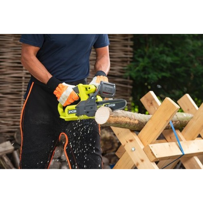 Ryobi Пила ланцюгова акумуляторна RY18CS20A-0 18В ONE+ шина 20см 2.6кг без АКБ та ЗП (5133005414)