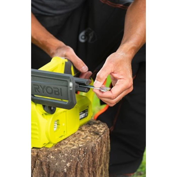 Ryobi Пила ланцюгова акумуляторна RY18CS20A-0 18В ONE+ шина 20см 2.6кг без АКБ та ЗП (5133005414)