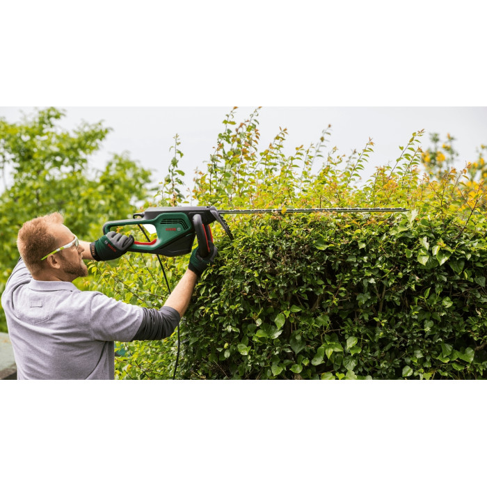Кущоріз BoschAdvancedHedgeCut 70 500Вт 70см крок різу 34мм 4.1 кг (06008C0903)