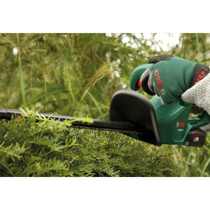 Кущоріз акумуляторний Bosch EasyHedgeCut 18V-52-13 18В лезо 52см крок різу 15мм 3.28кг без АКБ та ЗП (0600849M00)