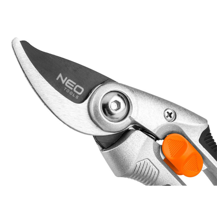Neo Tools Секатор площинний, d різу 20мм, 210мм, 228г (15-212)