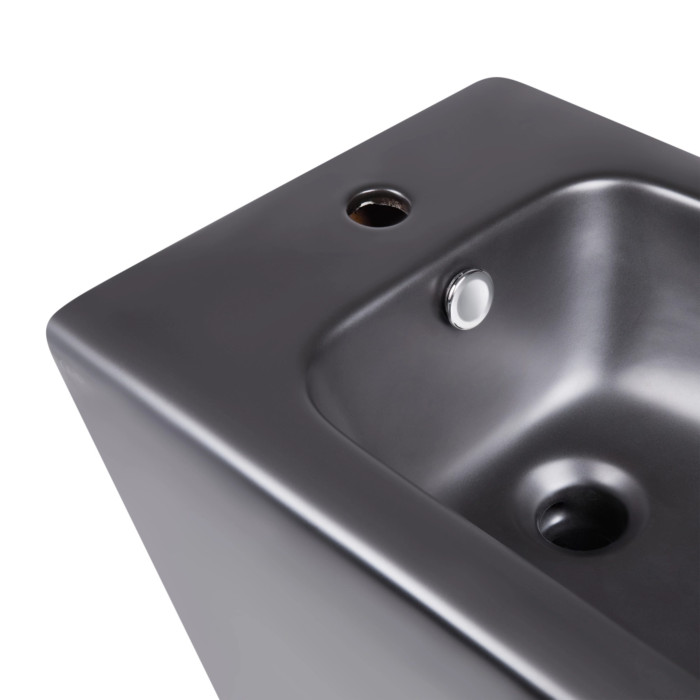 Акційний набір: Унітаз напольний Robin Ultra Quiet QT13226083AMB 660x360x855 Black + Біде напольне Robin QT13442141CMB 565x360x405 Black