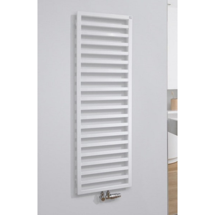 Полотенцесушитель Zehnder Quaro QAM-100-045/GD